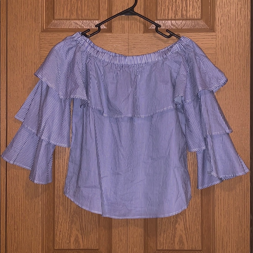 New Rebellion Off shoulder blouse